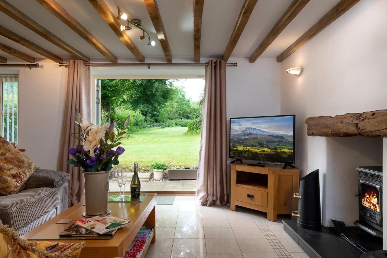 Finest Retreats - The Cottage - Luxury 1 Bed Cottage Rhydymwyn 外观 照片
